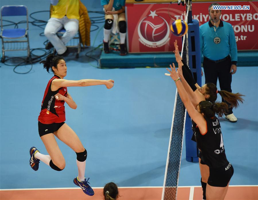 (SP)TURKEY-ANKARA-VOLLEYBALL-TURKISH CUP-FINAL-VAKIFBANK VS ECZACIBASI