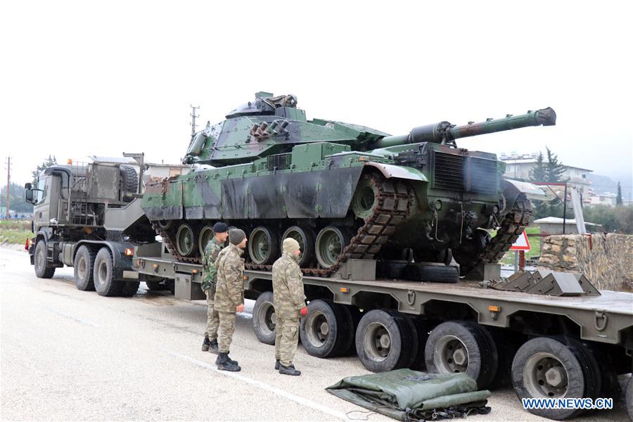 TURKEY-HATAY-SYRIAN BORDER-ARMORED VEHICLES-TANKS-DEPLOYMENT