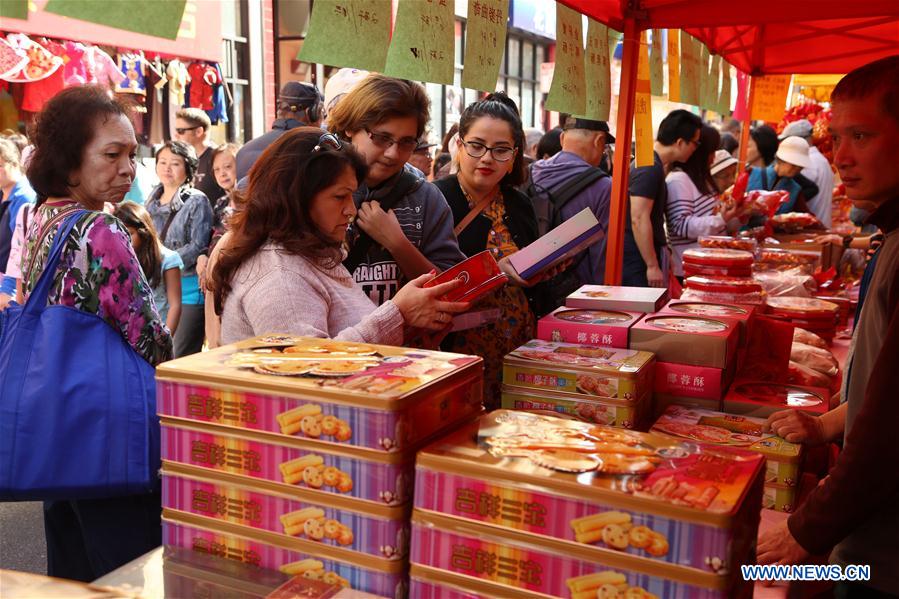 U.S.-SAN FRANCISCO-CHINESE NEW YEAR-FLOWER MARKET FAIR