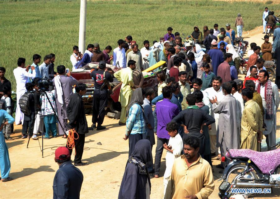 PAKISTAN-HYDERABAD-ROAD-ACCIDENT