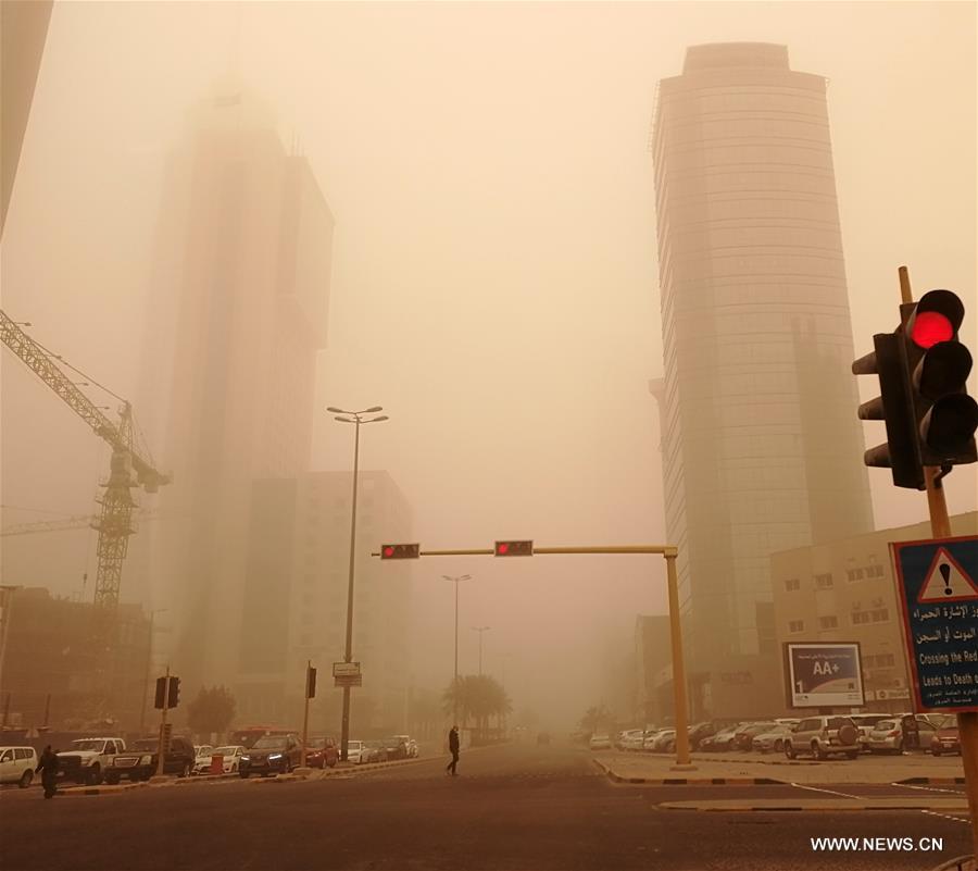 KUWAIT-KUWAIT CITY-SANDSTORM