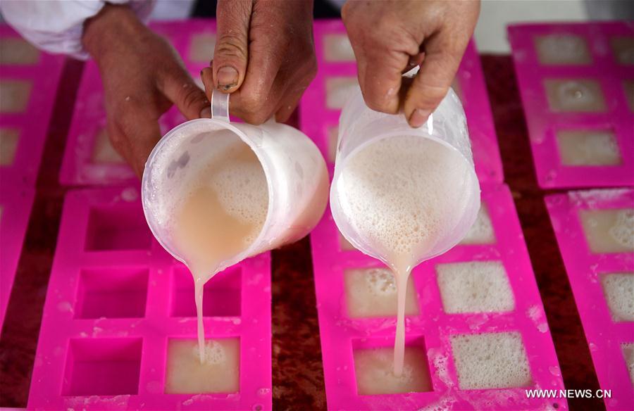 #CHINA-HUBEI-HAND MADE SOAP-POVERTY ALLEVIATION(CN)