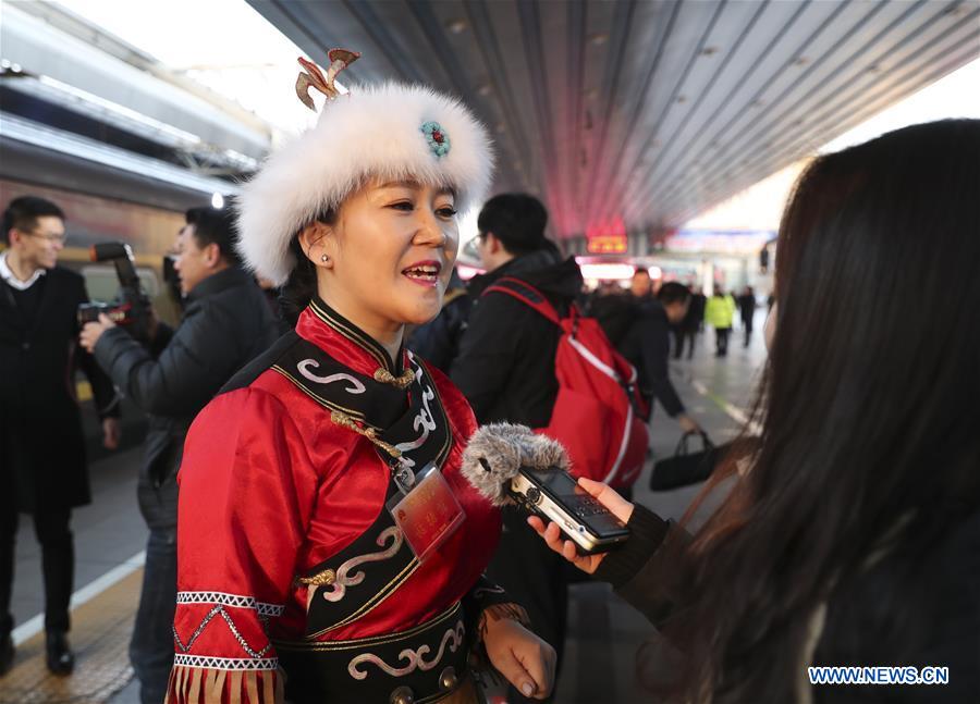 (TWO SESSIONS)CHINA-BEIJING-NPC DEPUTIES-ARRIVAL (CN)