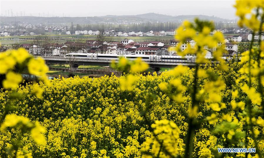 CHINA-SHAANXI-RAILWAY-SCENERY (CN)