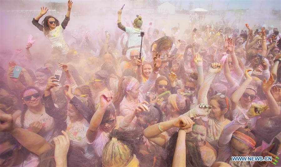 (SP)CANADA-TORONTO-COLOR RUN