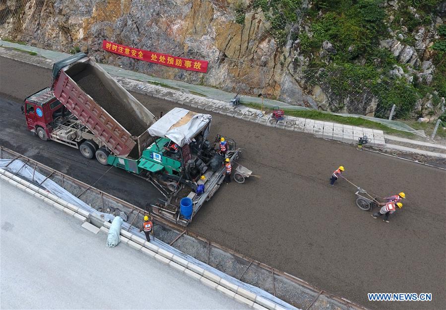 CHINA-GUANGXI-VIETNAM-EXPRESSWAY (CN)