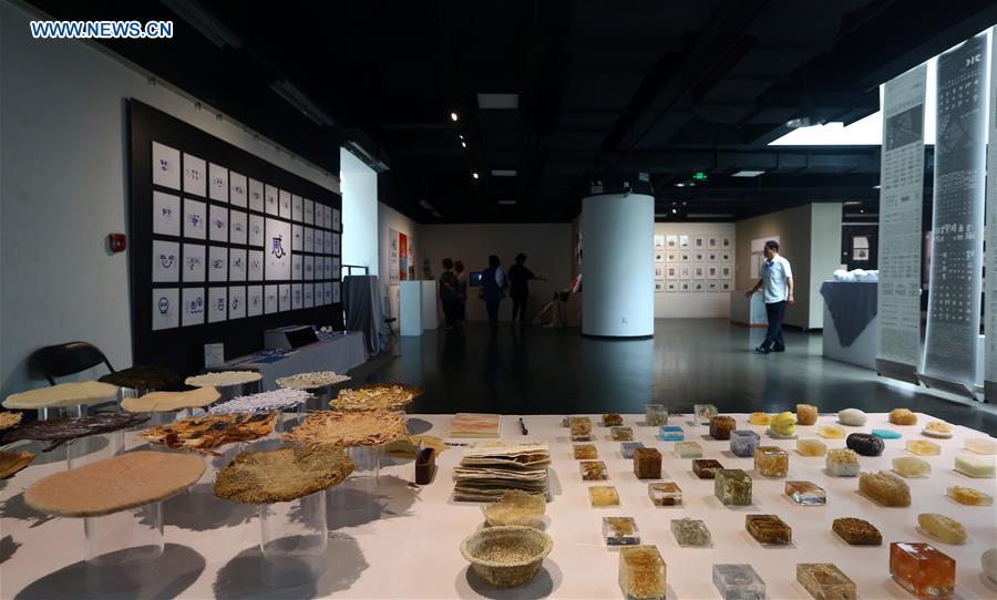 #CHINA-TIANJIN-ARTS-GRADUATES-EXHIBITION (CN)