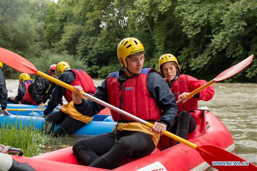 GREECE-THESSALY-TEMPI VALLEY-RAFTING