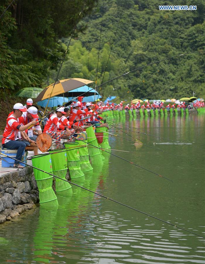 #CHINA-HUBEI-ENSHI-FISHING-COMPETITION (CN)