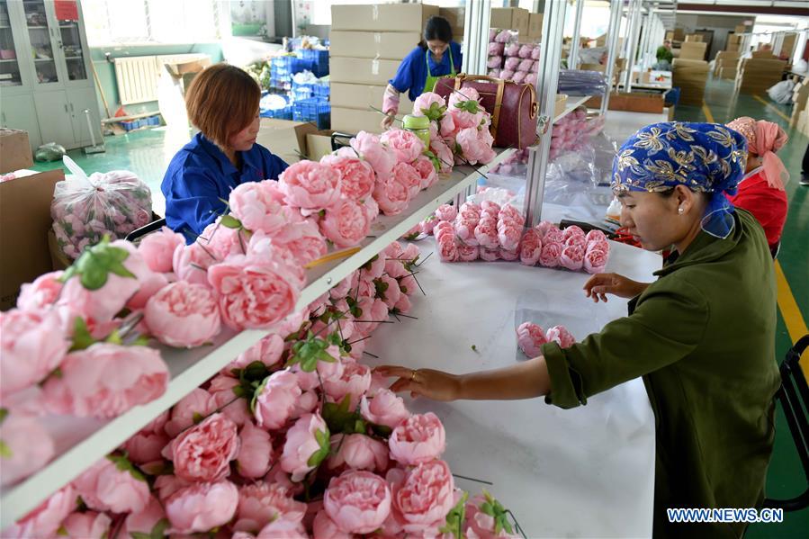 CHINA-NINGXIA-GUYUAN-ARTIFICIAL FLOWER (CN)