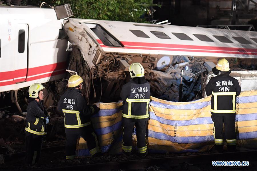 CHINA-YILAN-TRAIN DERAILMENT (CN)