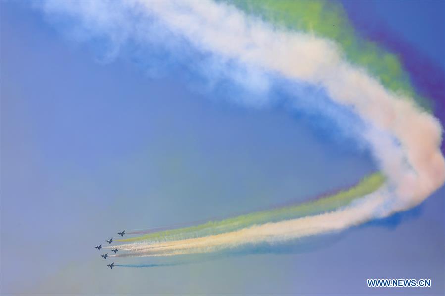 CHINA-GUANGDONG-ZHUHAI-AIRSHOW-BAYI AEROBATIC TEAM-PERFORMANCE(CN)