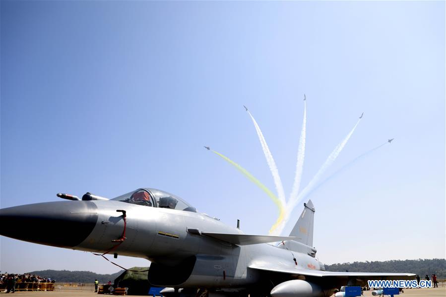 CHINA-GUANGDONG-ZHUHAI-AIRSHOW-BAYI AEROBATIC TEAM-PERFORMANCE(CN)