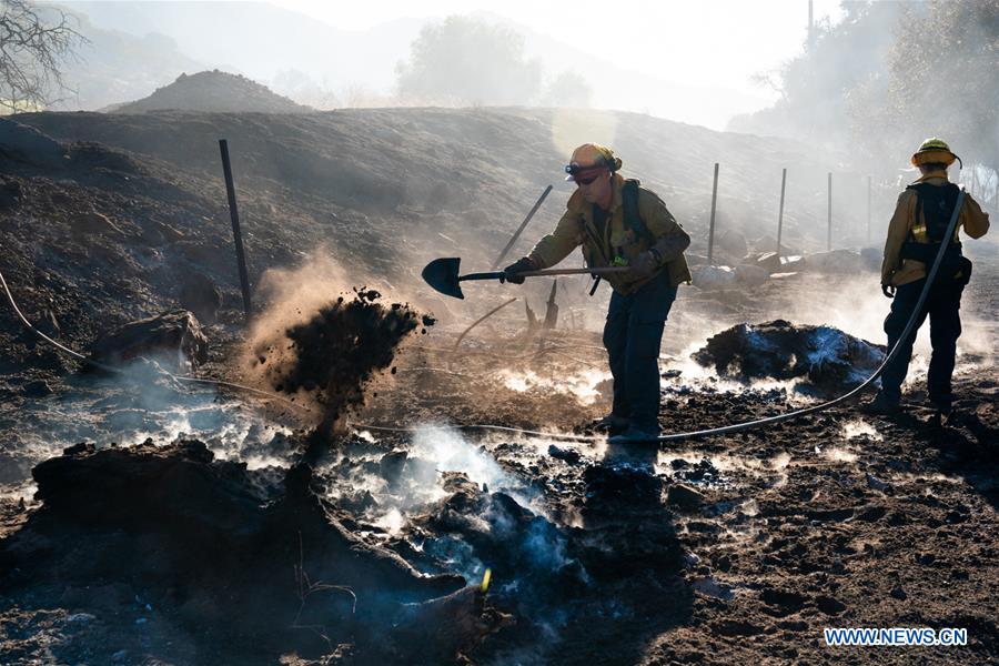 U.S.-SIMI VALLEY-WILDFIRE