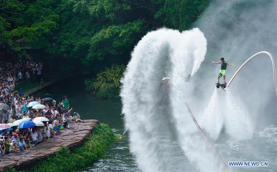 CHINA-ECONOMY-THEME PARK(CN)