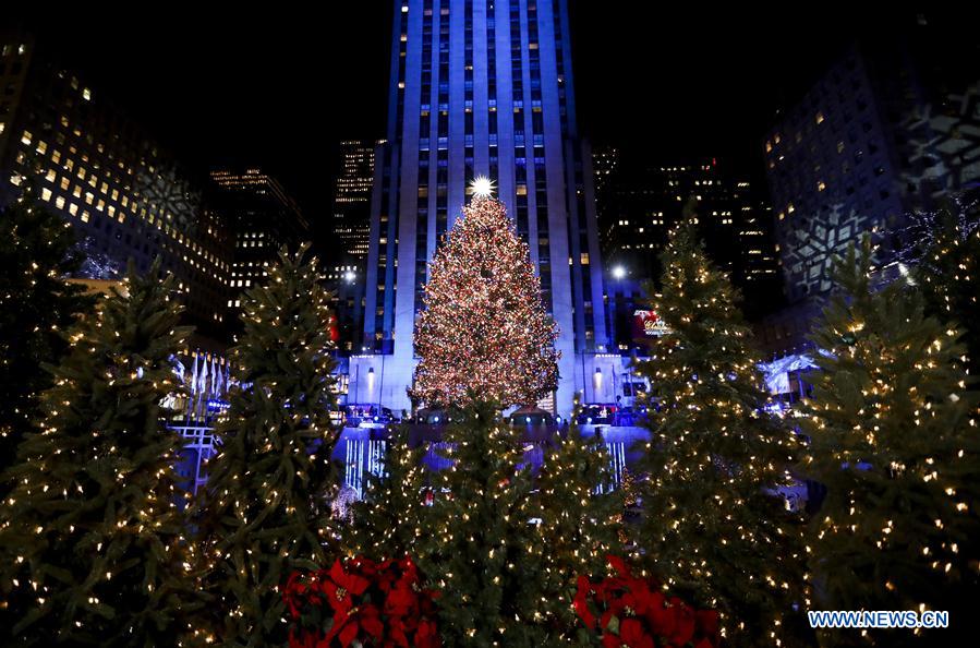 U.S.-NEW YORK-ROCKEFELLER CENTER-CHRISTMAS TREE