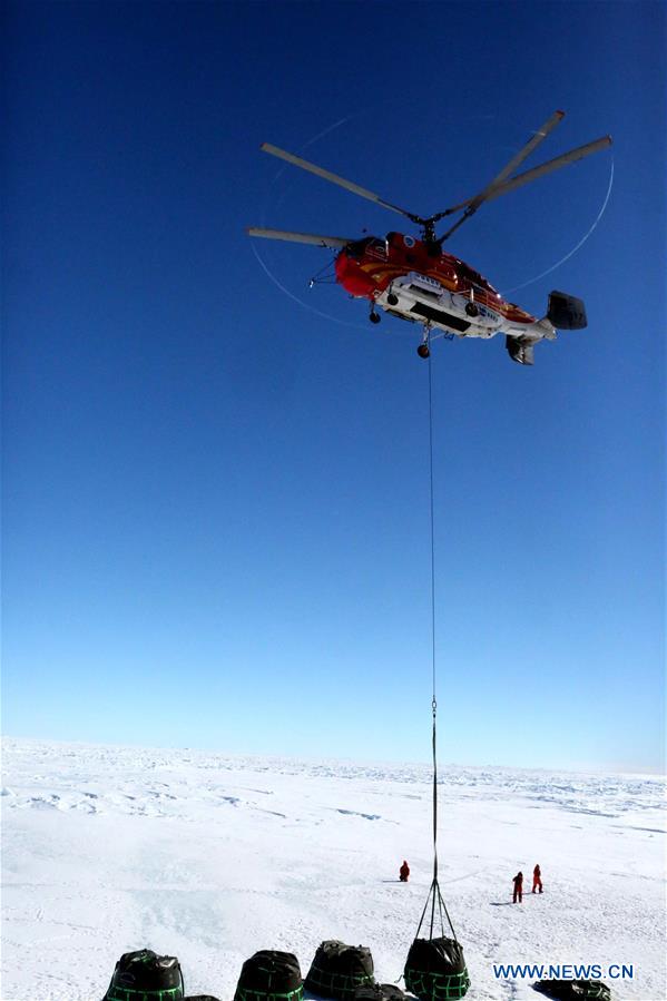 ANTARCTICA-XUELONG-ZHONGSHAN STATION-UNLOADING