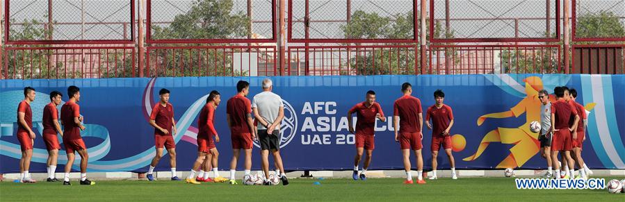 (SP)UAE-ABU DHABI-FOOTBALL-AFC-ASIAN CUP-CHINA-TRANING