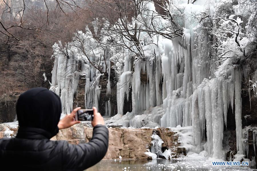 CHINA-HENAN-JIAOZUO-ICEFALL (CN)