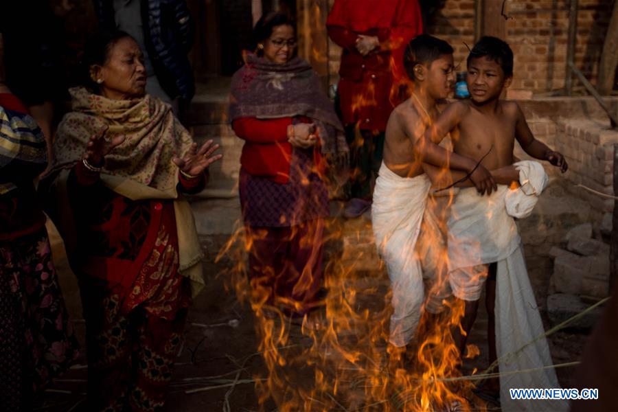 NEPAL-BHAKTAPUR-HINDU-FAST