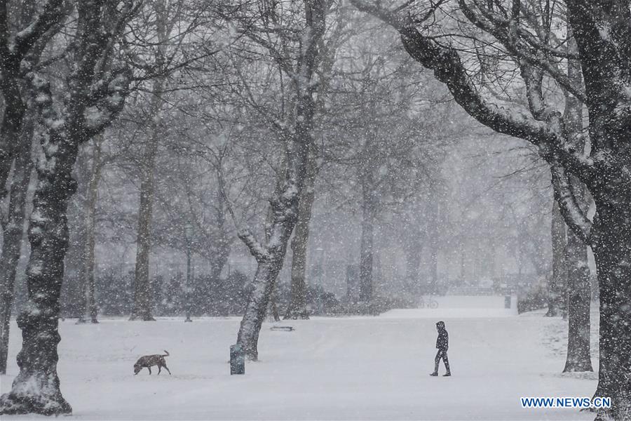 BELGIUM-BRUSSELS-SNOW