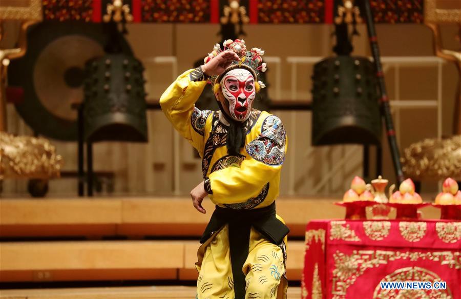 U.S.-CHICAGO-CHINESE TROUPES-NEW YEAR CONCERT