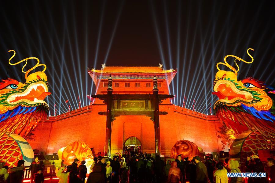 Xinhua Headlines: Lunar New Year consumption mirrors China's economic strength