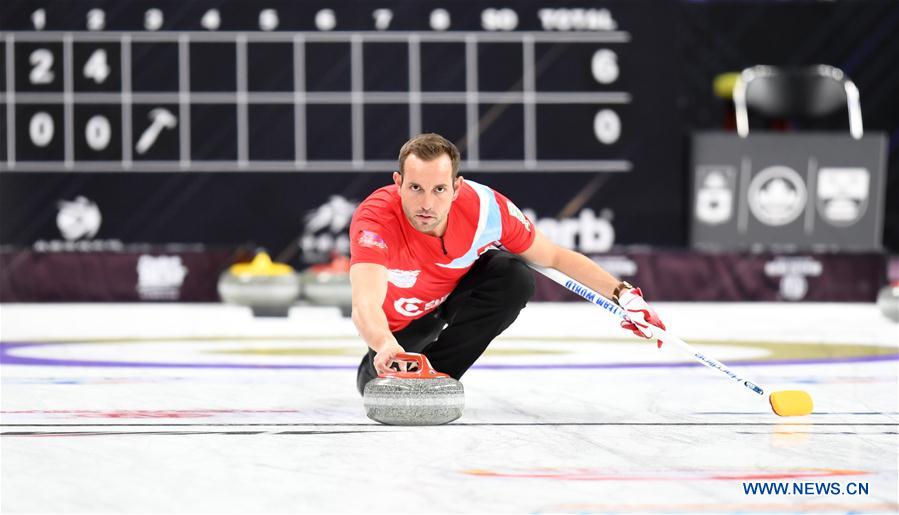 (SP)CHINA-BEIJING-CURLING-WCF WORLD CUP GRAND FINAL-DAY 3(CN)