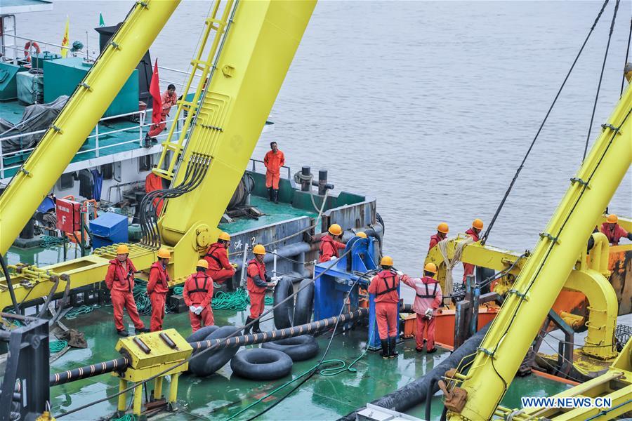 CHINA-ZHEJIANG-ZHOUSHAN-SUBMARINE CABLE-CONSTRUCTION (CN)