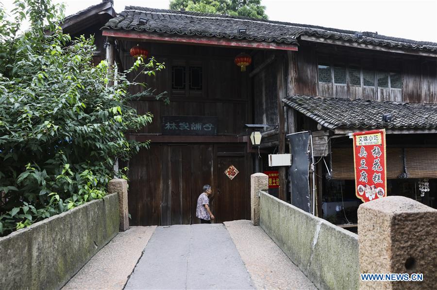 CHINA-ZHEJIANG-DEQING-ANCIENT TOWN OF XINSHI