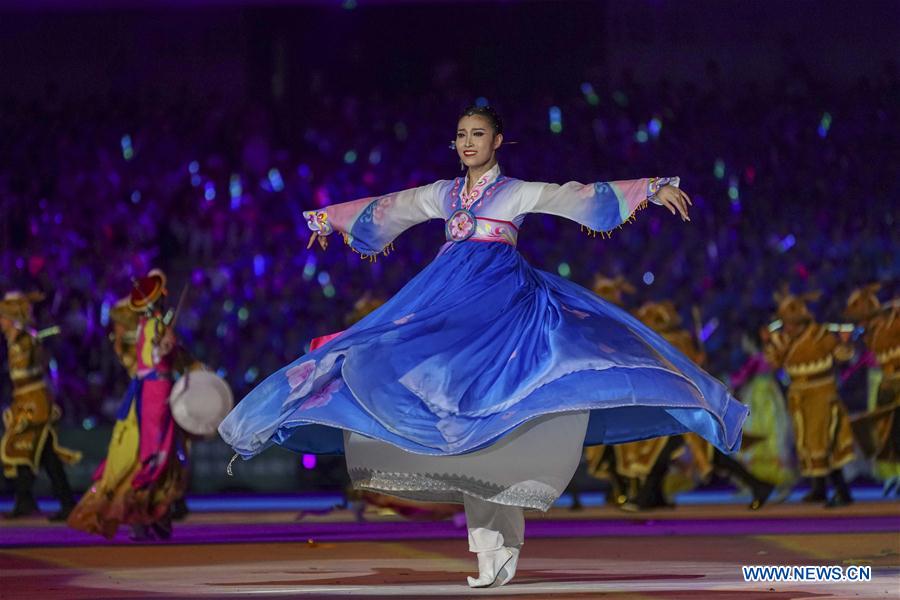 (SP)CHINA-ZHENGZHOU-NATIONAL TRADITIONAL GAMES OF ETHNIC MINORITIES-OPENING CEREMONY (CN)