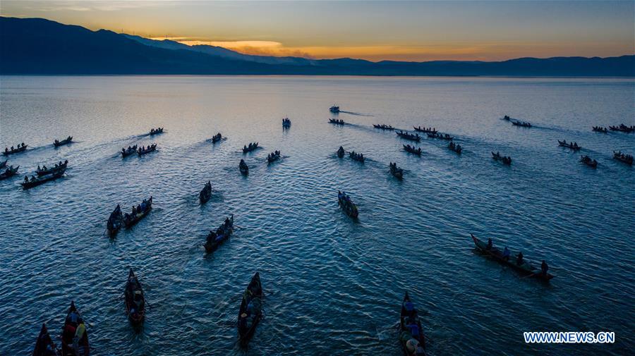 CHINA-YUNNAN-XINGYUN LAKE-FISH SEASON-START (CN)