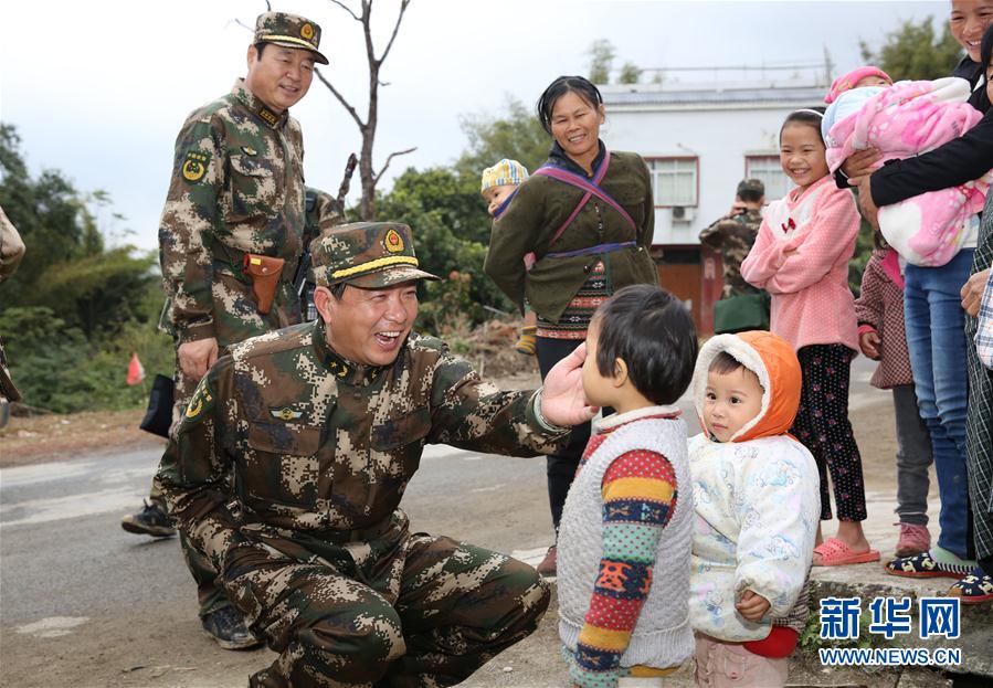 （建軍90周年·英雄·圖文互動）（2）堅定前行 唯有信仰——獨(dú)臂將軍丁曉兵的“廣西時間”