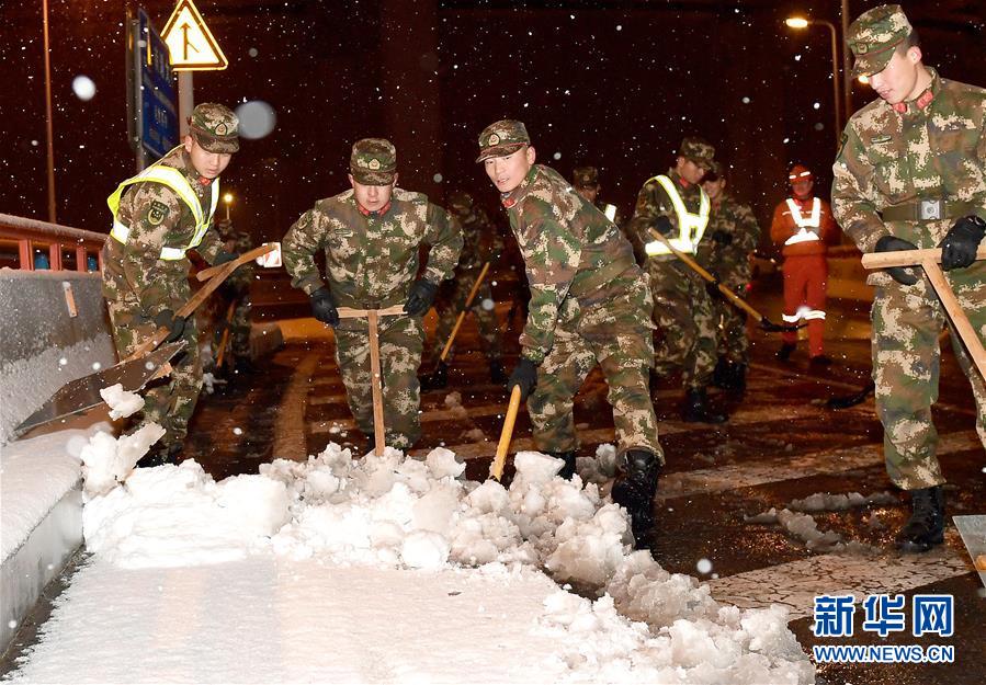 （新華全媒頭條）（1）雨雪冰凍中，他們奮力前行——基層黨員干群抗擊冰雪災害紀實