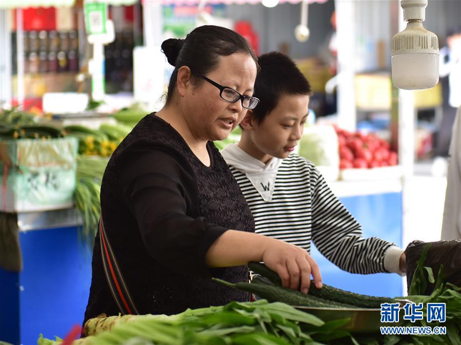 （新華全媒頭條·圖文互動）（3）兜底線·織密網(wǎng)·建機制——西寧織密社會救助網(wǎng)絡