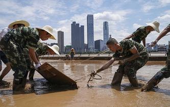 湘江長(zhǎng)沙段退出警戒水位