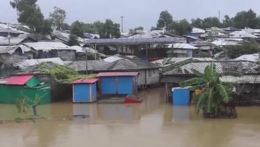 天災(zāi)！暴雨傾盆 孟加拉國難民村30萬人被困