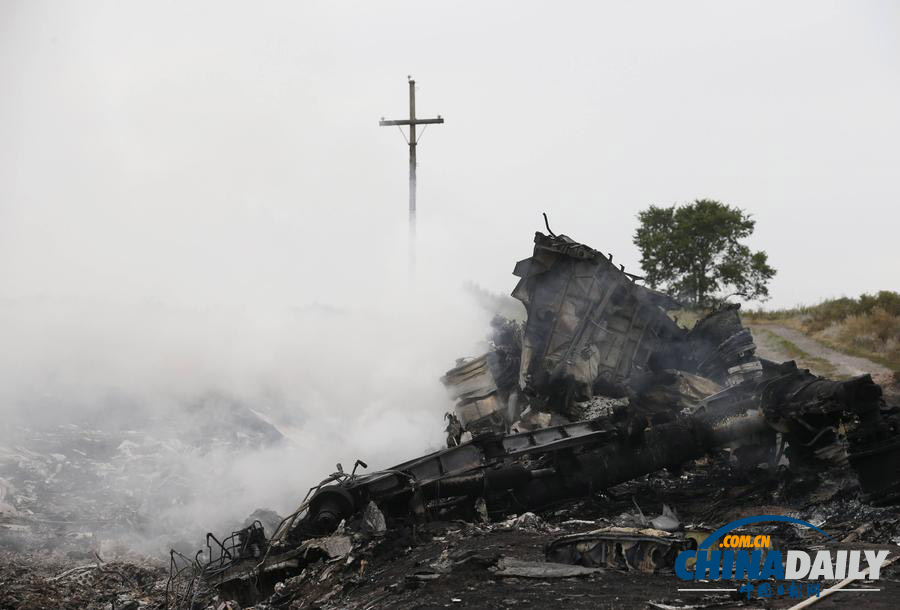 直擊馬航MH17客機(jī)墜毀事件面面觀(guān)