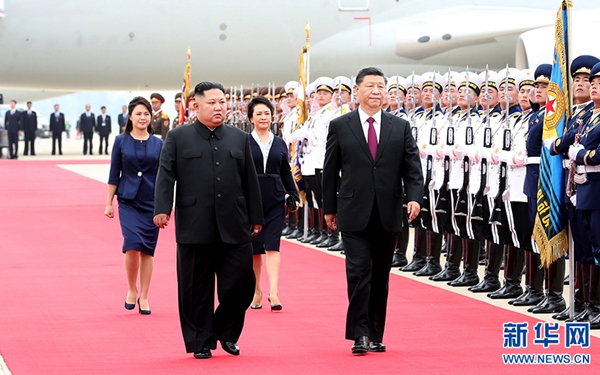 習(xí)近平抵達(dá)平壤開(kāi)始對(duì)朝鮮民主主義人民共和國(guó)進(jìn)行國(guó)事訪問(wèn)